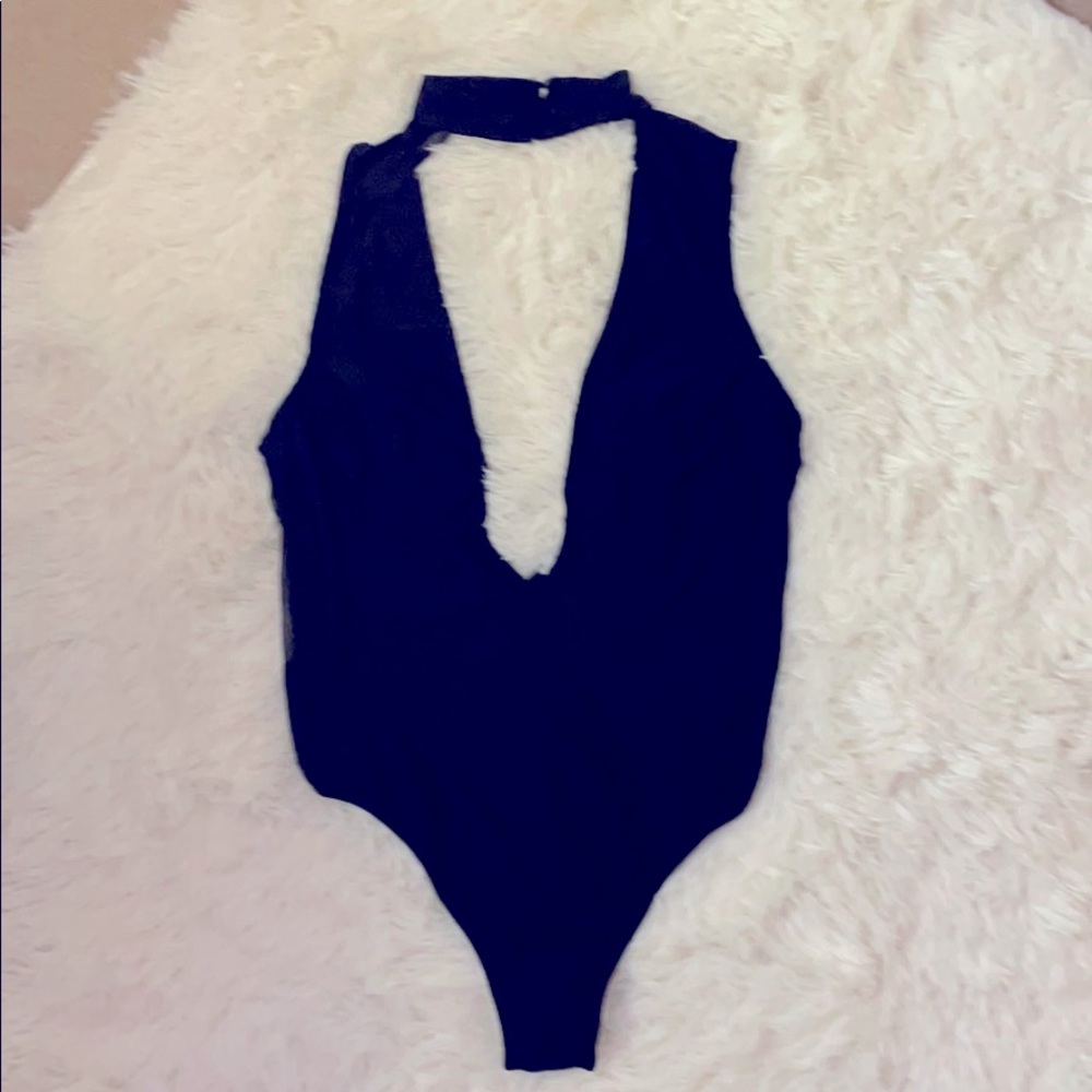Victoria Sercet sexy choker bodysuit